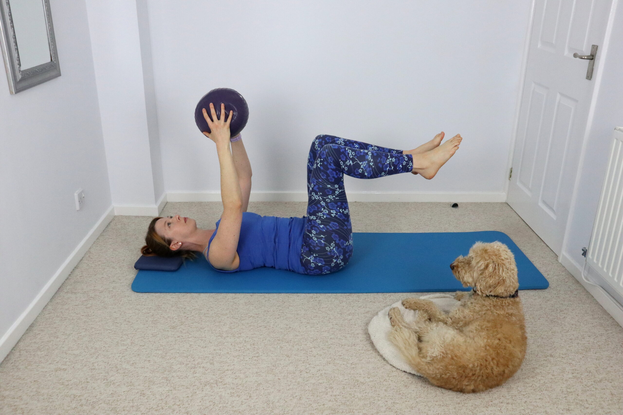 Full body workout with the pilates ball and weights – 40 mins